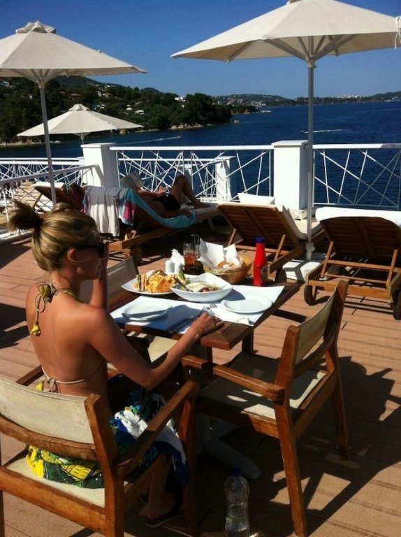 Фото Cape Kanapitsa Hotel & Suites