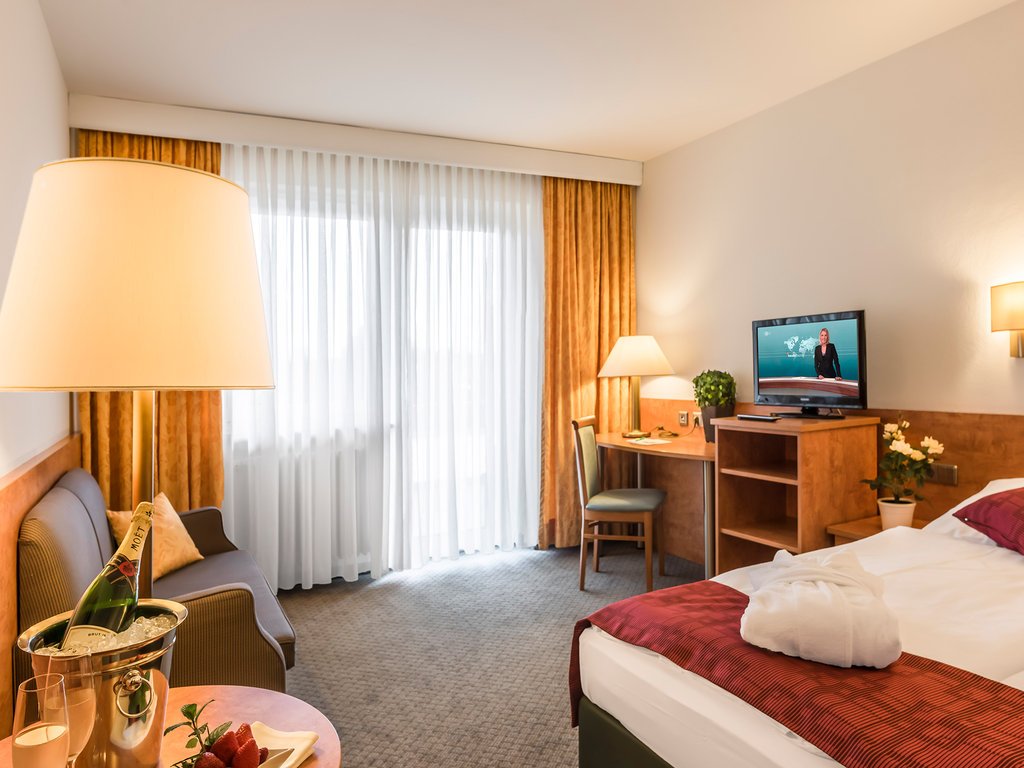 Фото Hotel Am Moosfeld