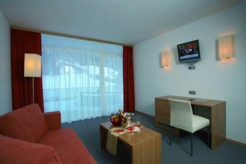 Фото Hotel Alpenland