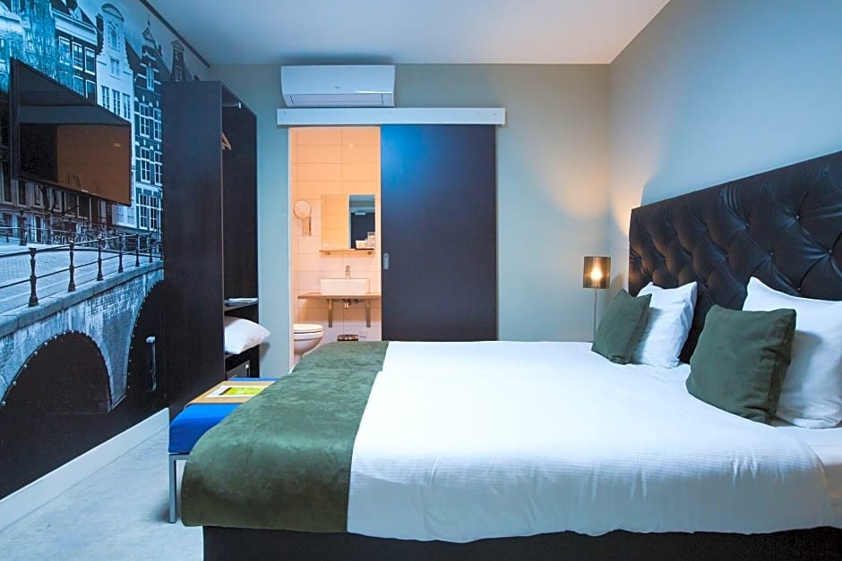 Фото Camp Inn Hotel