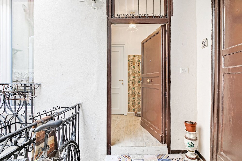 Фото Palazzo dei Normanni Stylish Apartment