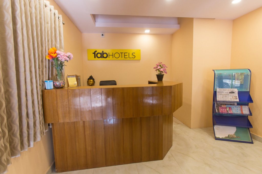 Фото FabHotel Millenium Stay Indiranagar