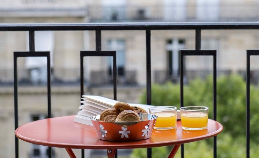 Фото Suites and Hotel Helzear Champs Elysees