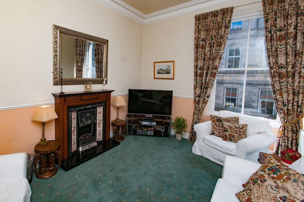 Фото Royal Mile Residence