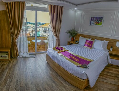 Гостиница Sweet Lavender Hotel в Далате