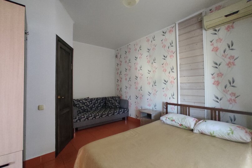 Фото Светлый