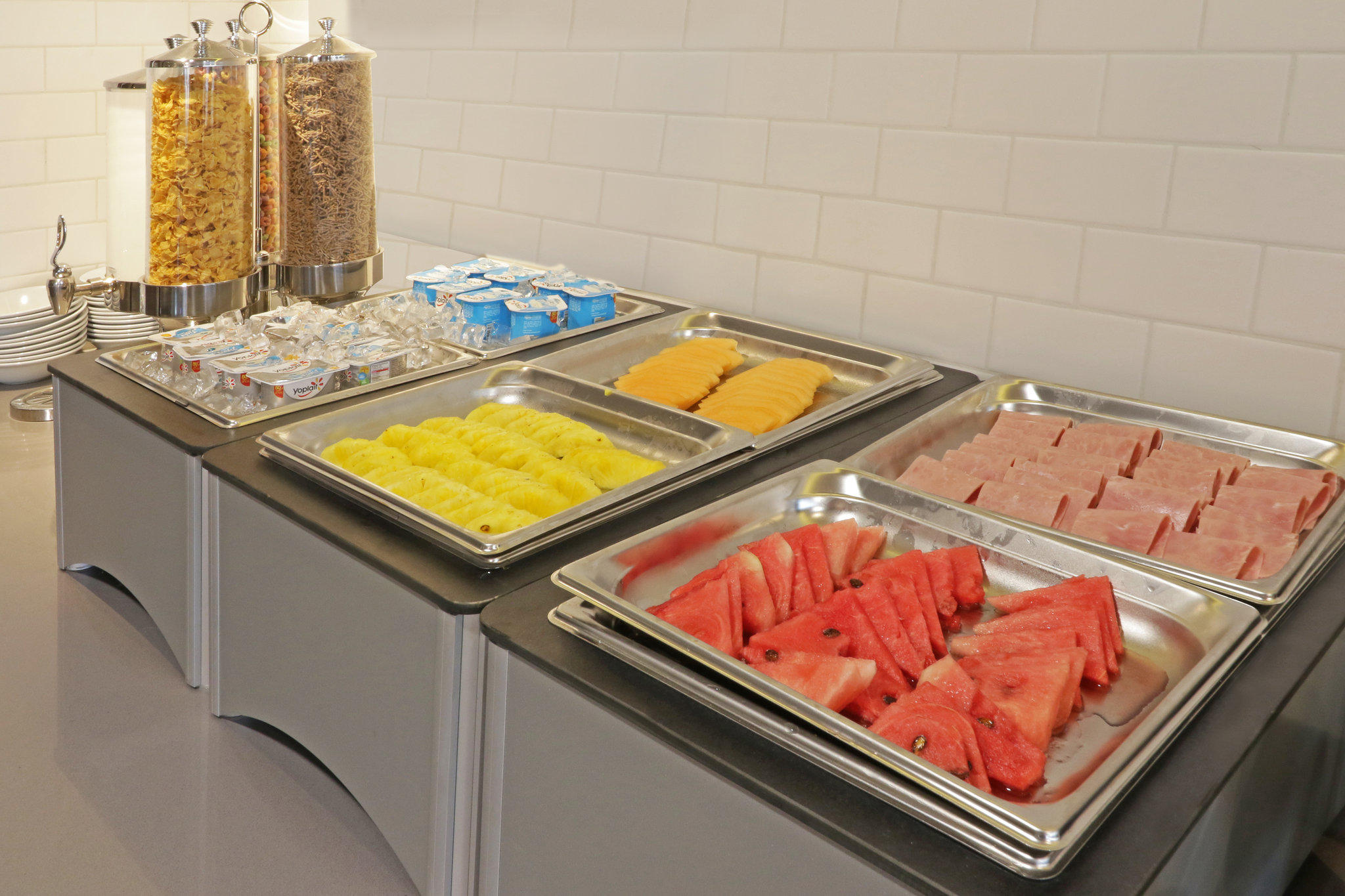 Фото Holiday Inn Express & Suites Monterrey Valle, an Ihg Hotel