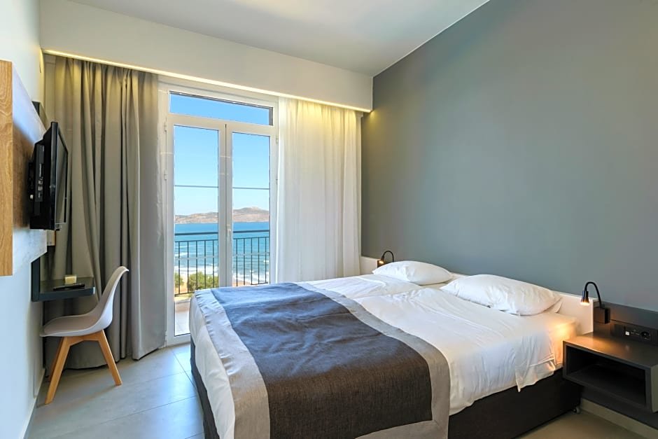 Фото Renieris Hotel