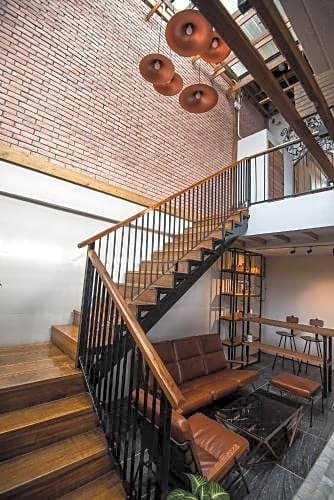 Фото Family Tree Hotel