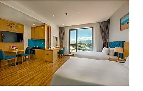 Фото Seashore Hotel & Apartment