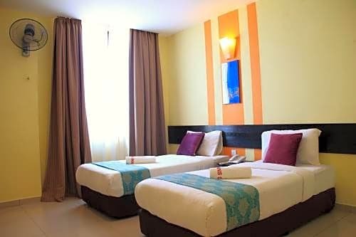 Фото Sun Inns Hotel Pasir Penambang