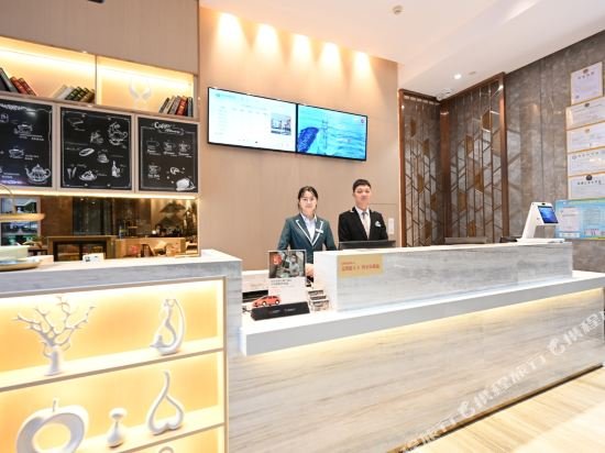 Фото City Comfort Inn Wuhan Guanggu Jinronggang