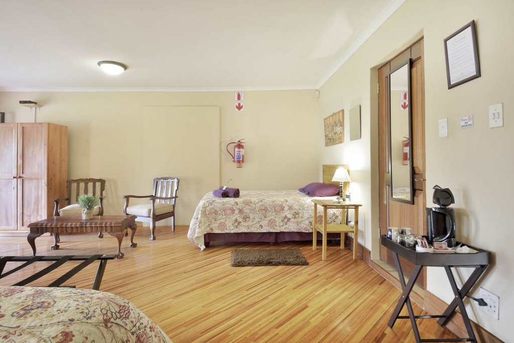 Фото The Cottage