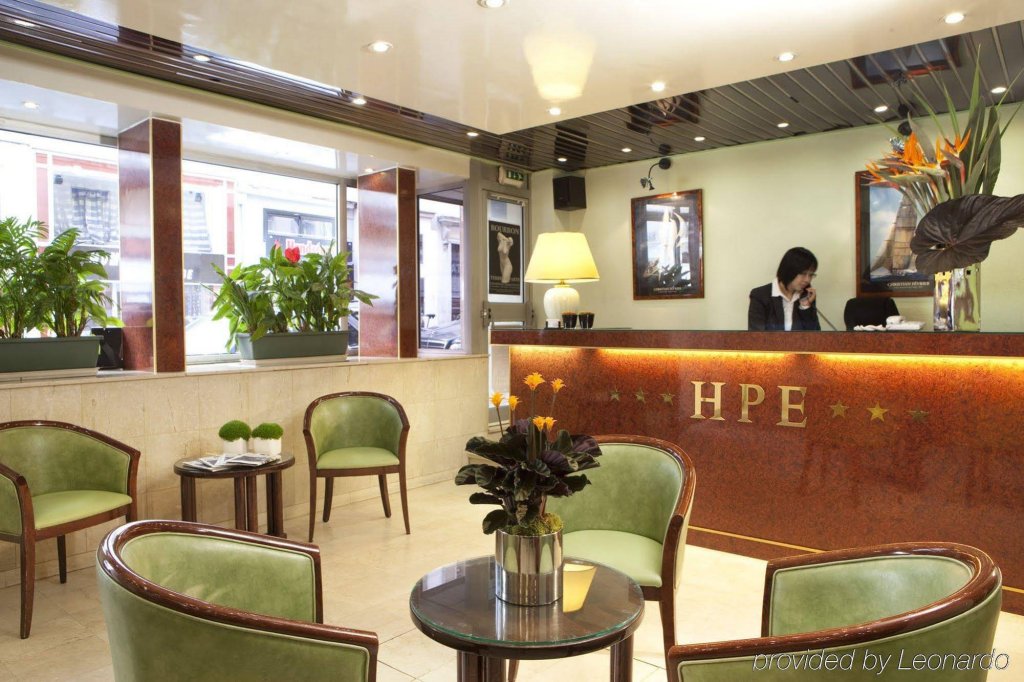 Фото Hôtel du Plat d'Etain