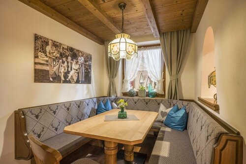 Гостиница Landhaus Zillertal в Фюгене