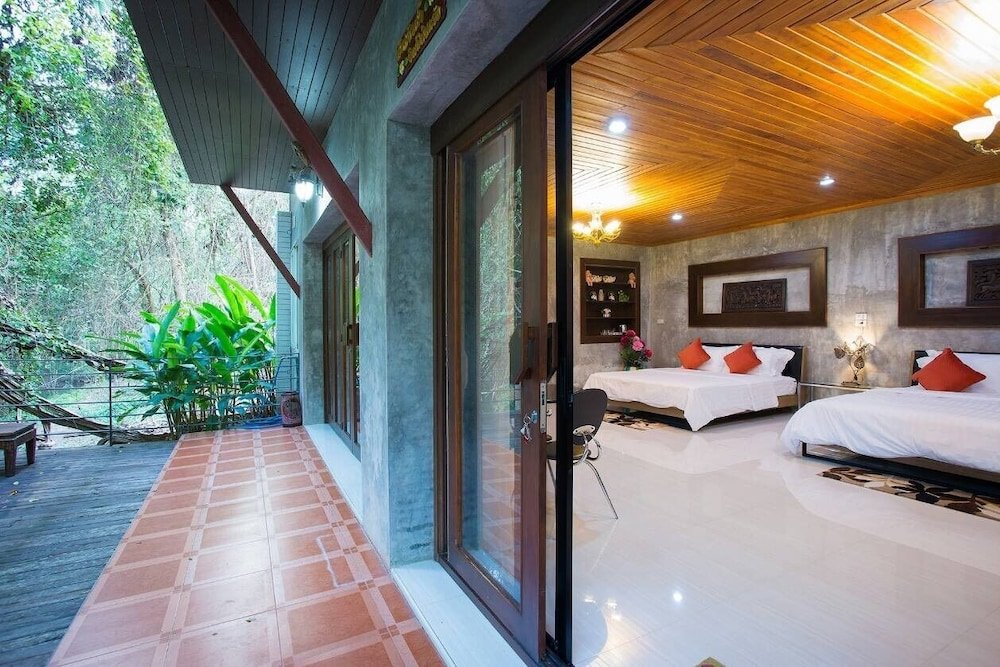 Фото Bhan Nam Pood Khao Yai