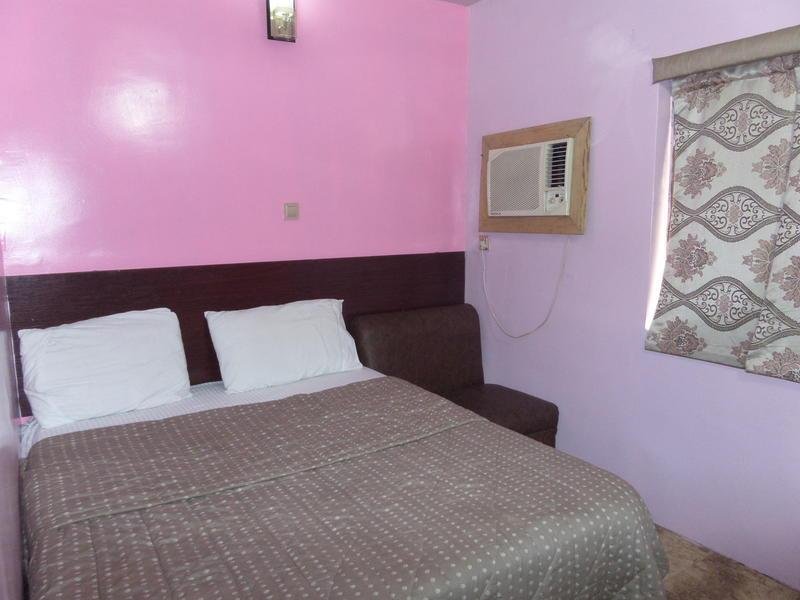 Фото Peaceland Hotel Ltd