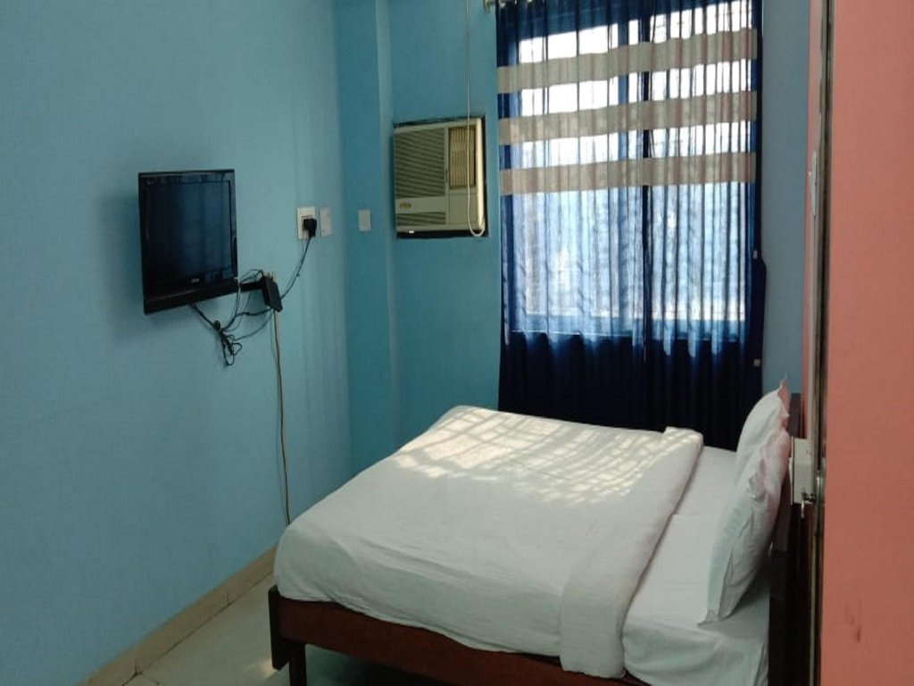 Фото Oyo 2910 Hotel Relax