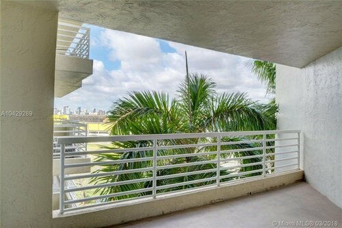 Гостиница Gallery One Private Condos в Форт-Лодердейл