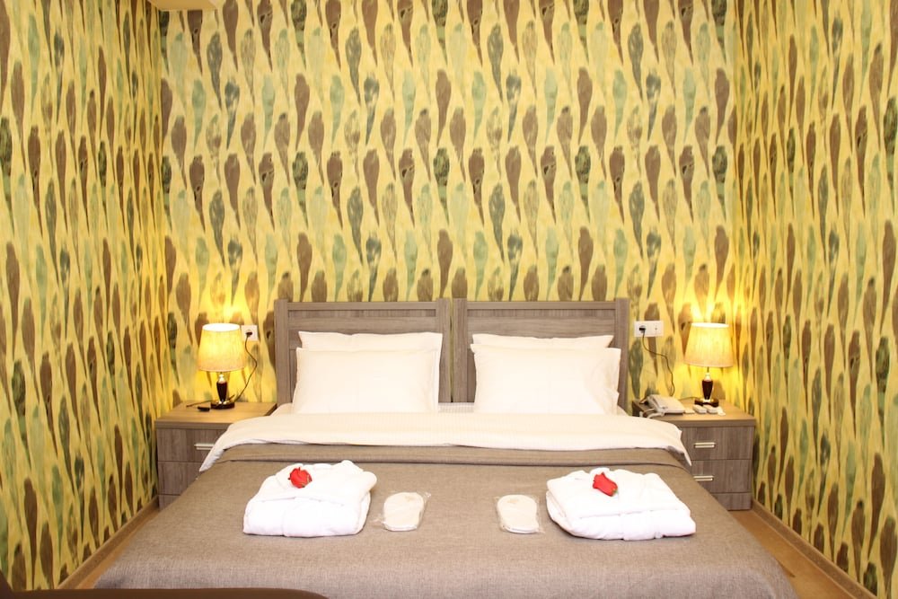 Фото Отель Monopoli Кутаиси