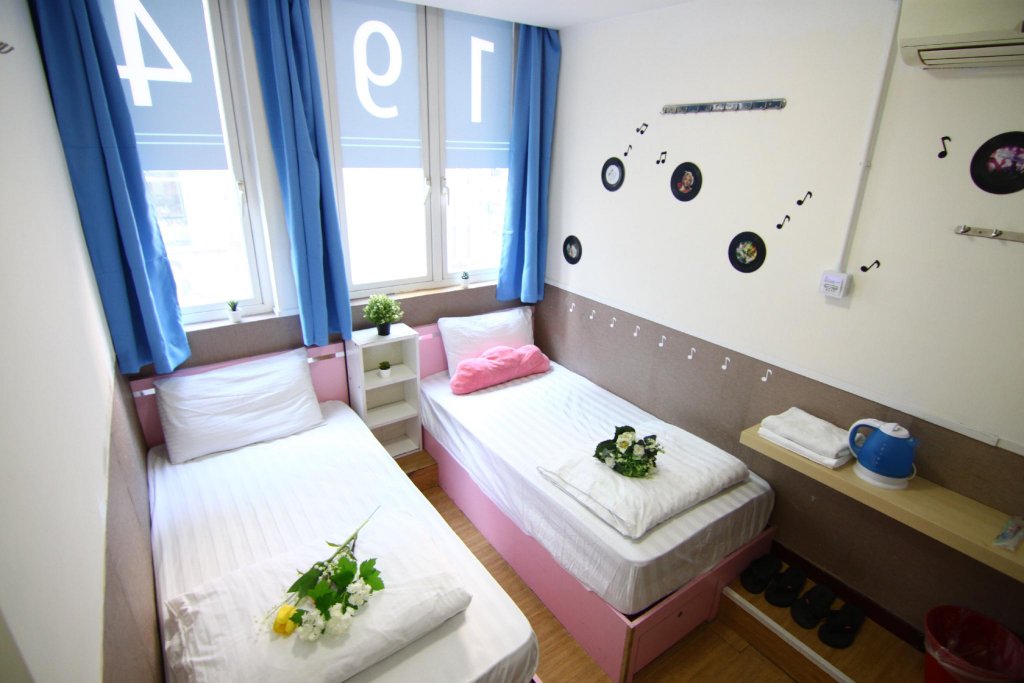 Фото National Inn Hk