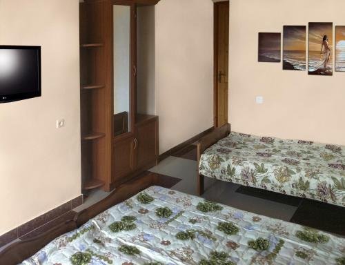 Фото Hotel Ritsa