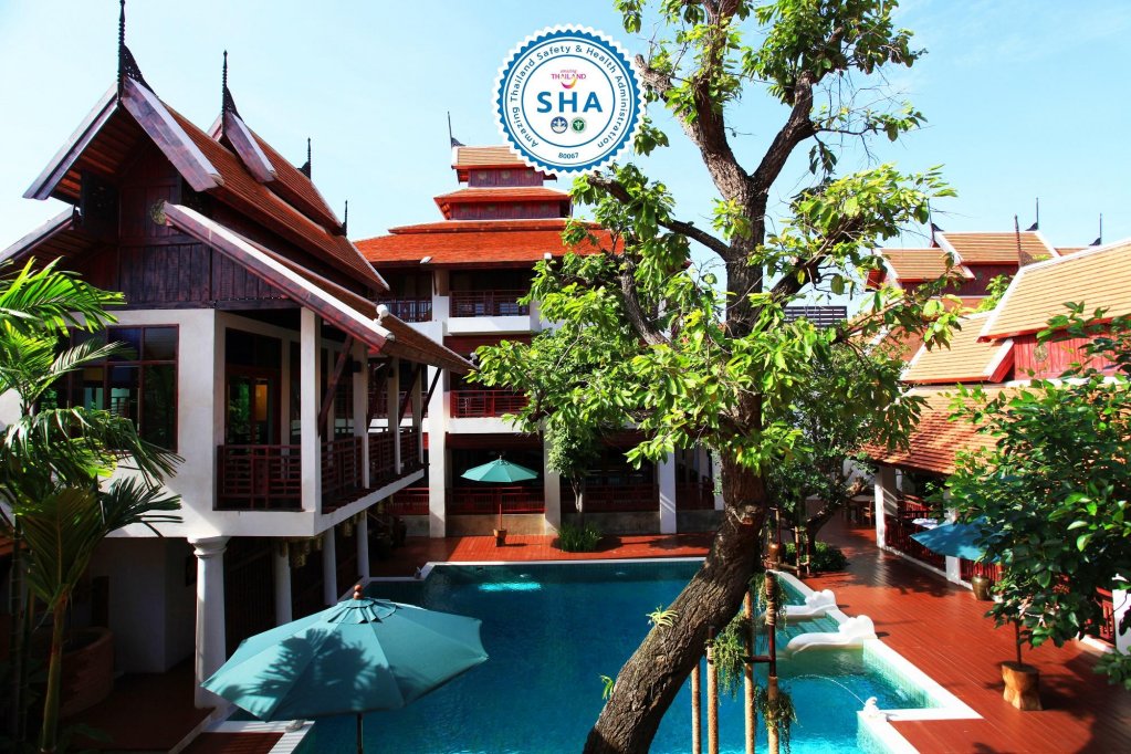 Фото The Rim Resort