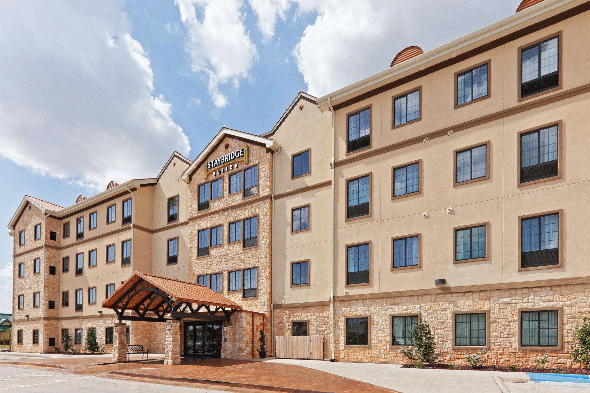 Фото Staybridge Suites Oklahoma City Airport, an Ihg Hotel