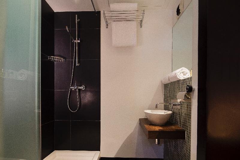 Фото Maxim Quartier Latin