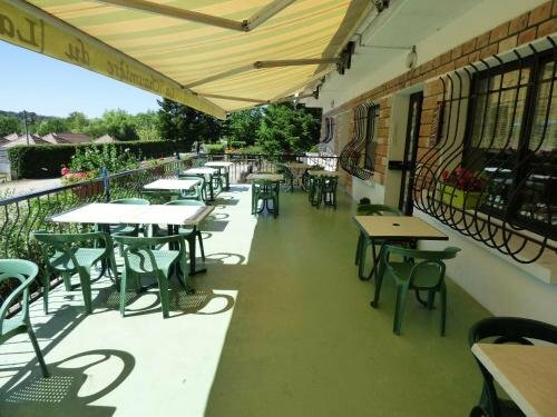 Гостиница Hotel Restaurant la Chaumiere du Lac