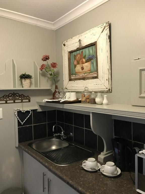 Фото Waterhouse Guest Lodges: 236/230 Bourke Street