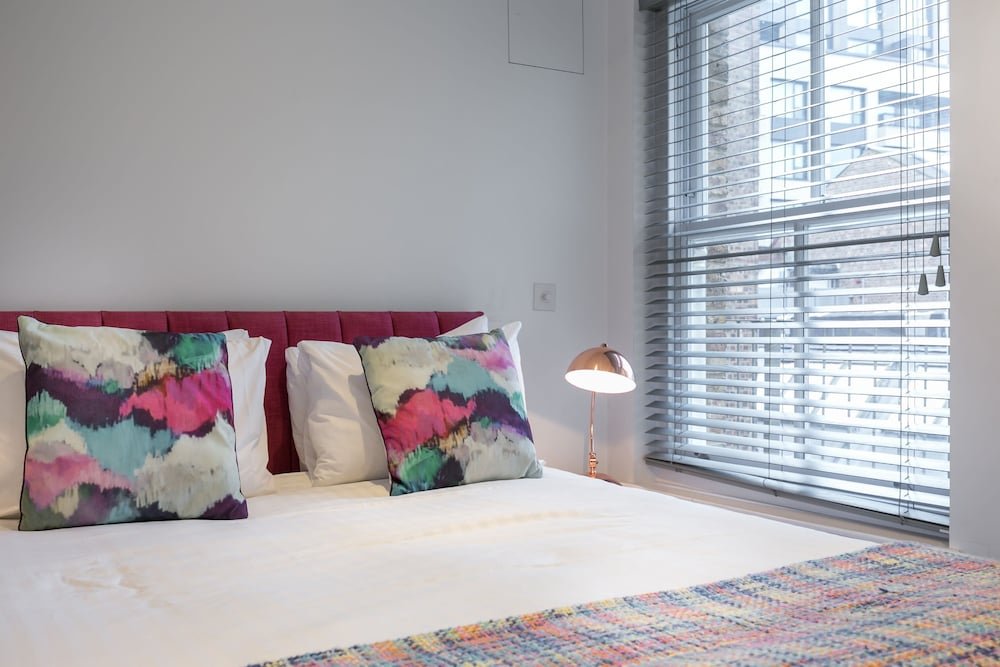 Фото Urban Chic - Rathbone