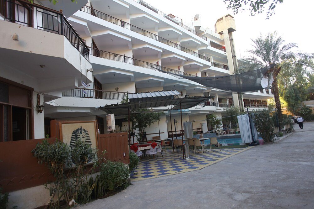 Фото Rezeiky Hotel And Camp