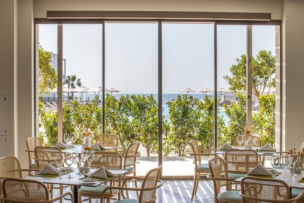 Фото Atlantica Mare Village Paphos