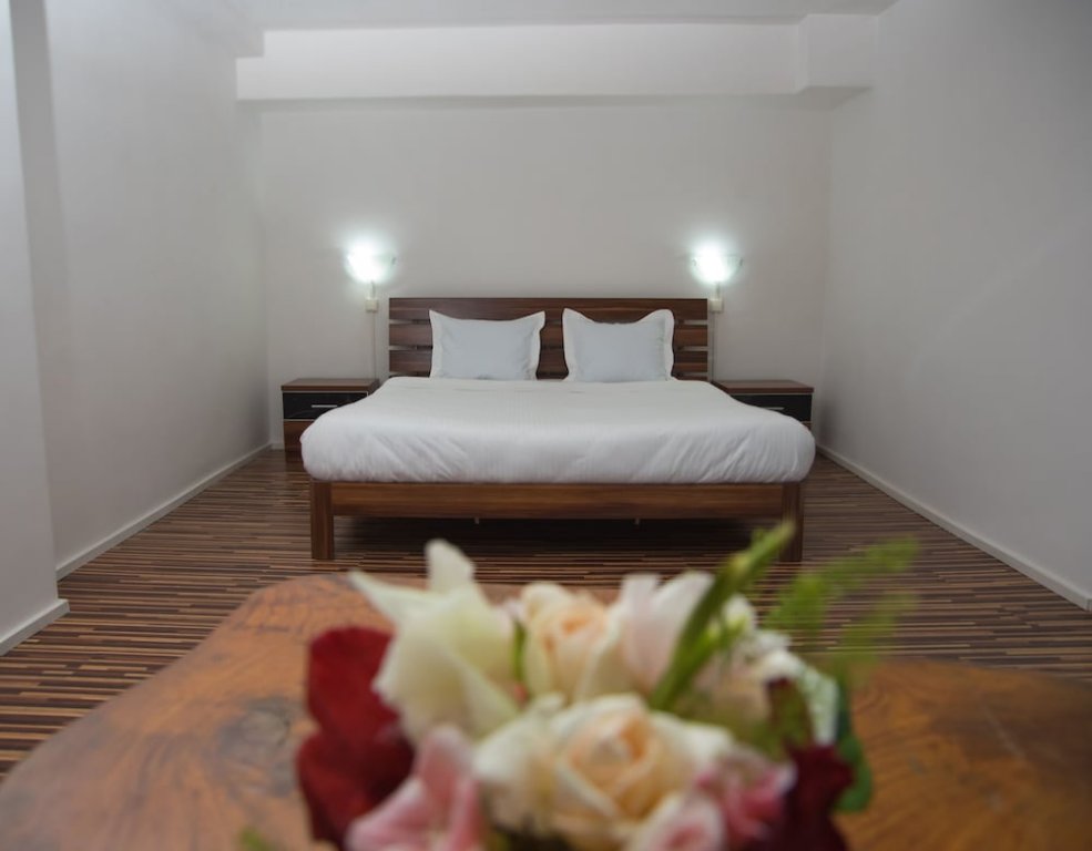 Фото Hotel Le Pousse Pousse