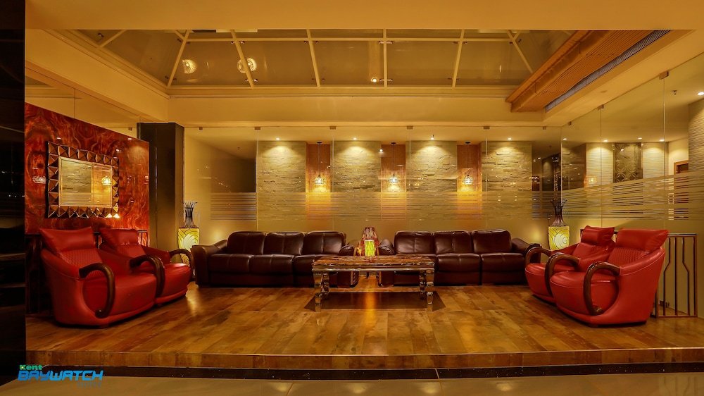 Фото Kent Baywatch Suites