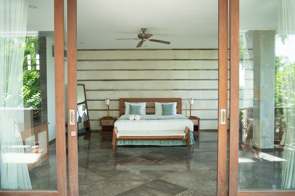 Фото Balconies Villa Bali