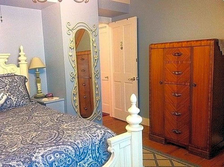 Фото Plantation Oaks Inn