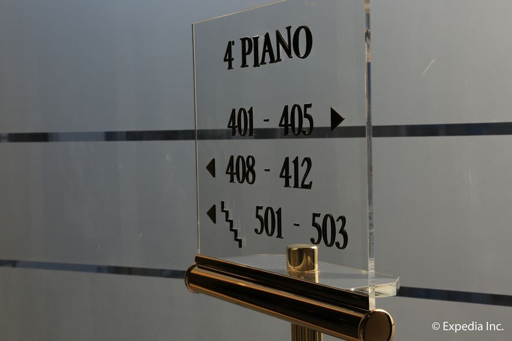 Фото Hotel Pierre Milano