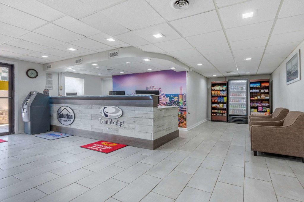 Фото Suburban Extended Stay Hotel at the University