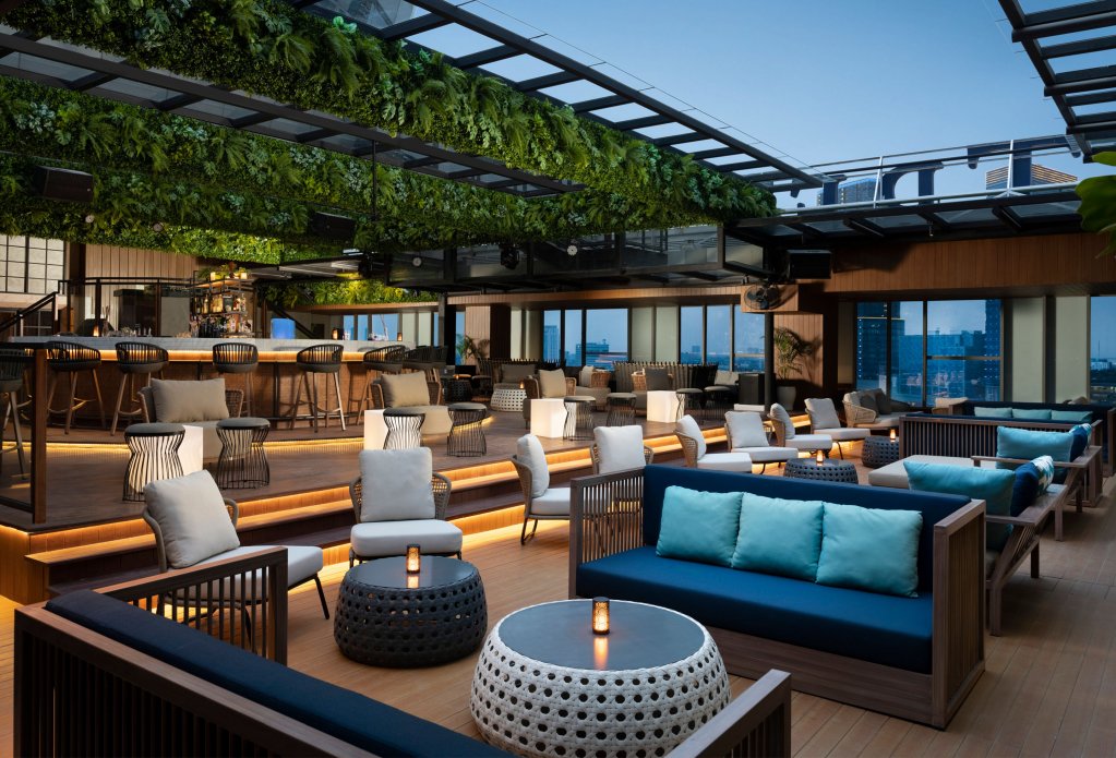 Фото DoubleTree by Hilton Surabaya