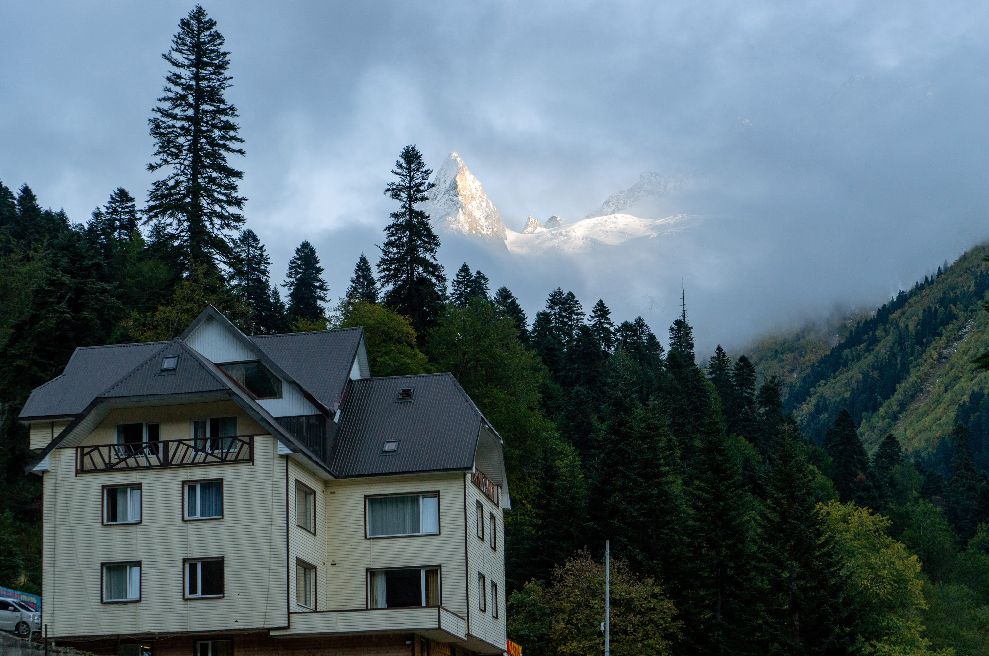 Фото Наступ