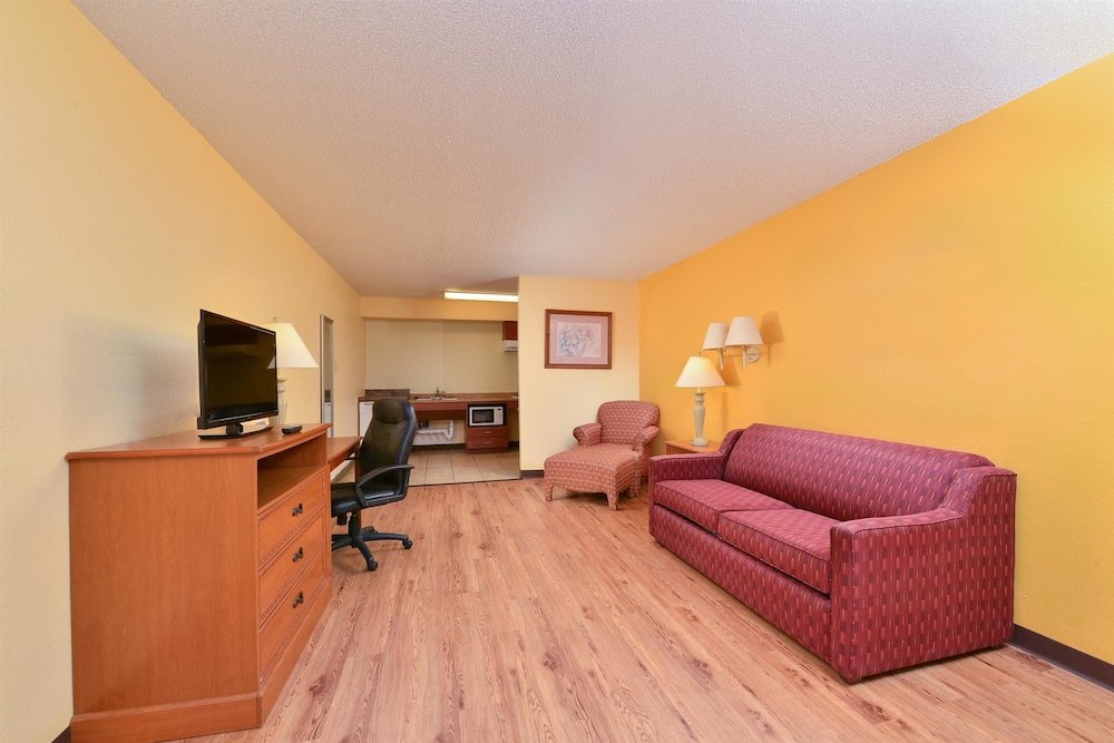 Фото Days Inn by Wyndham Boerne