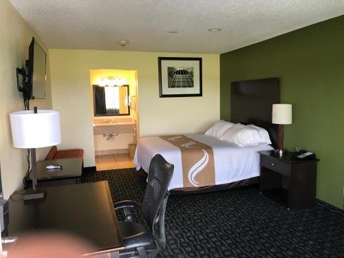 Фото Oyo Hotel Rosenberg Tx I-69