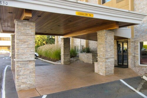 Гостиница Comfort Inn & Suites Tigard near Washington Square в Тайгарде