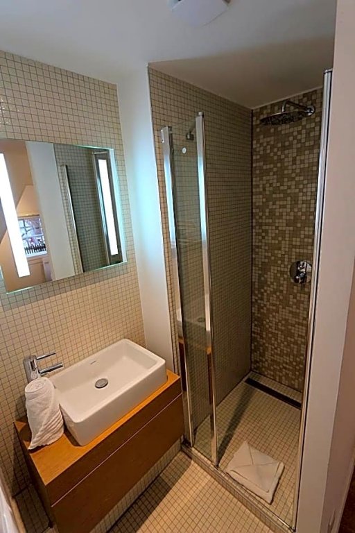 Фото Le Bristol Strasbourg Centre Gare