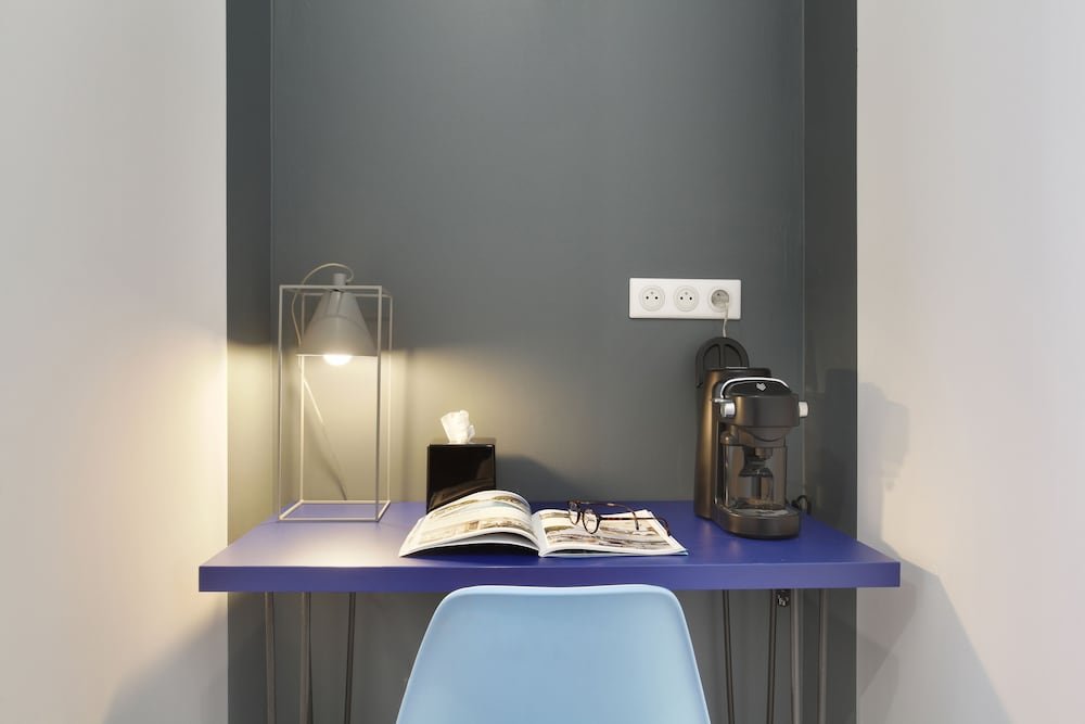 Фото The Alcove Hotel