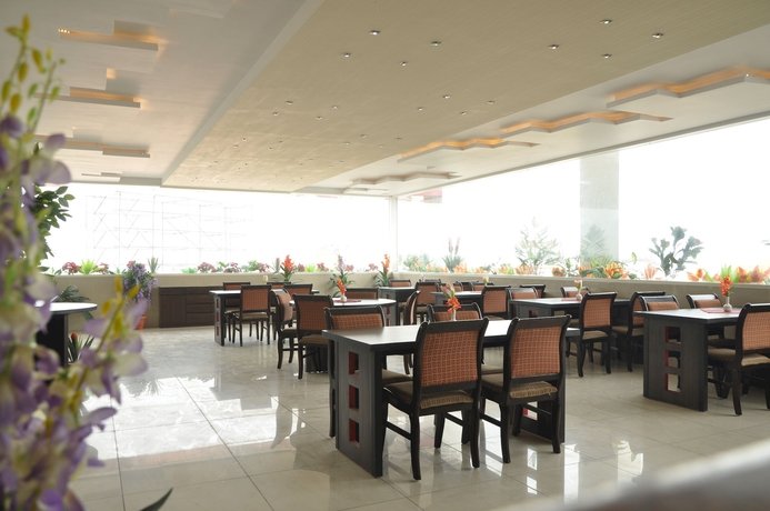 Фото Hotel Taj Inn