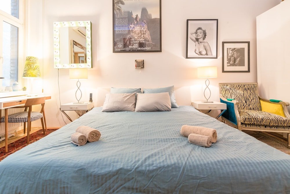 Фото Venus Apartments - Castle District I