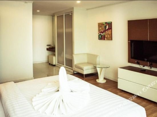 Фото Sathorn Grace Serviced Residence